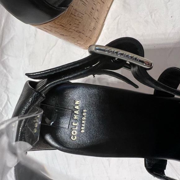 Cole Haan - Picture 5 of 7